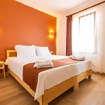 Otel Boii Rest & Breakfast Siğacık